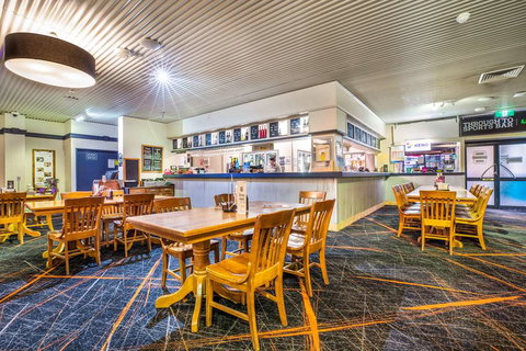 Atherton Hotel - Accommodation QLD 6