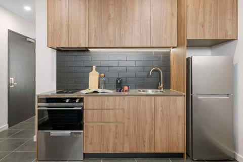 Punthill Essendon North - Accommodation QLD 12