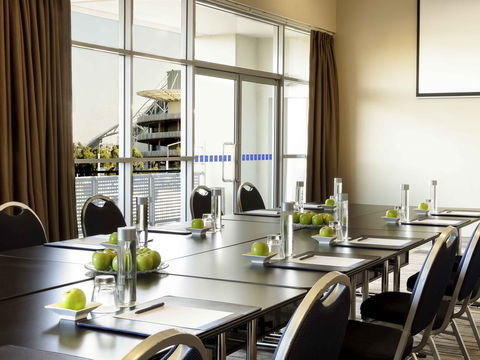 Hotel Ibis Sydney Olympic Park - Accommodation QLD 10
