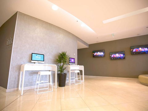 Hotel Ibis Sydney Olympic Park - Accommodation QLD 16