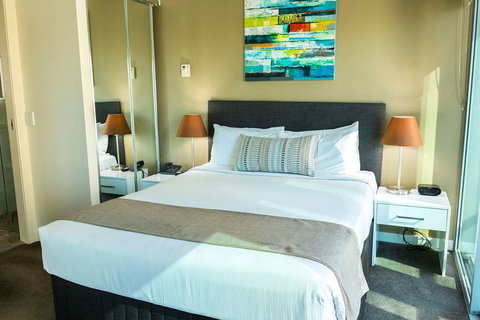 Evolution Apartments - Accommodation QLD 4