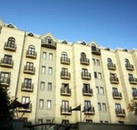 Frome Apartments - Accommodation QLD