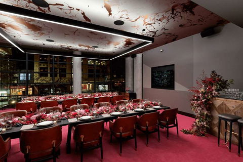 QT Melbourne - Accommodation QLD 8