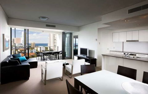 Mantra Sierra Grand - Accommodation QLD 10