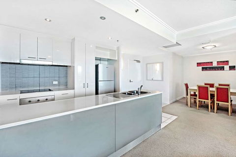ULTIQA Freshwater Point Resort - Accommodation QLD 6