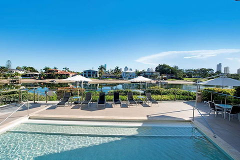 ULTIQA Freshwater Point Resort - Accommodation QLD 13