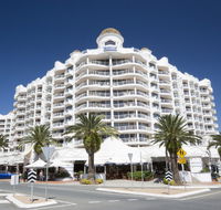 Phoenician Resort - Accommodation QLD
