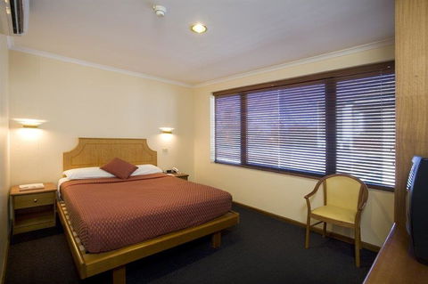 Capital Executive Apt Hotel Canberra - Accommodation QLD 6