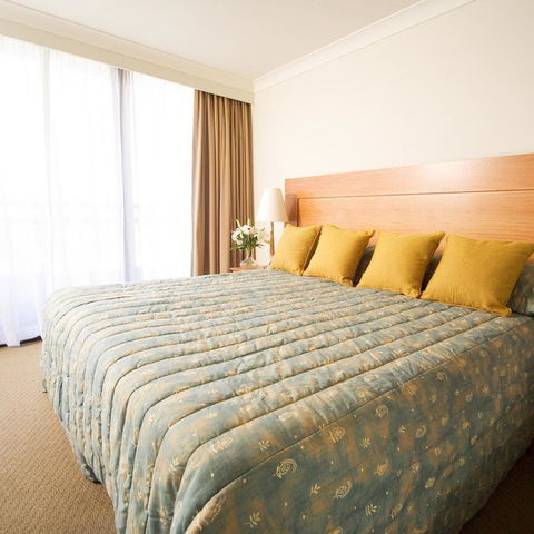 BreakFree Capital Tower - Accommodation QLD 6