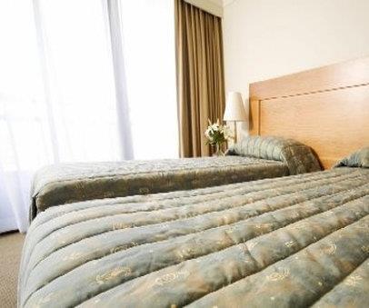 BreakFree Capital Tower - Accommodation QLD 7