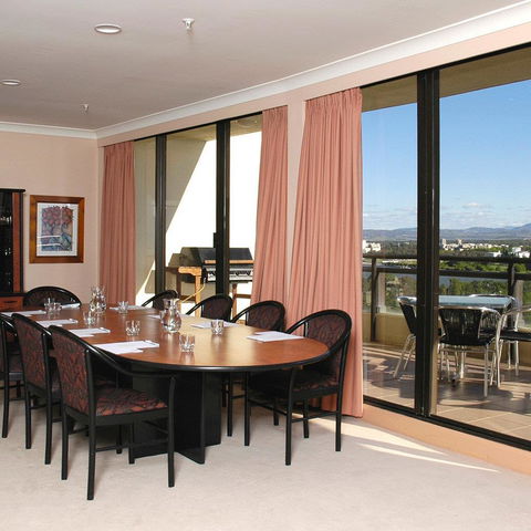 BreakFree Capital Tower - Accommodation QLD 12