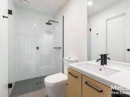 Saint Domain Serviced Apartments - Accommodation QLD 7