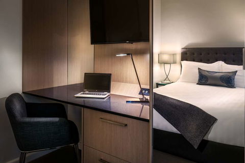 Crest On Park - Accommodation QLD 6