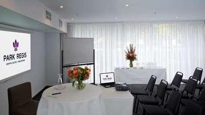 Park Regis Griffins Suites - Accommodation QLD 10