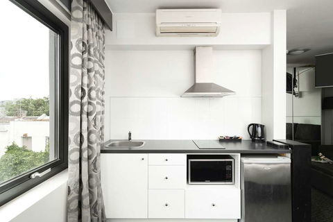 Comfort Hotel East Melbourne - Accommodation QLD 9