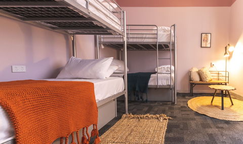 United Backpackers - Accommodation QLD 4