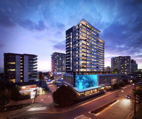 Alcyone Hotel Residences - Accommodation QLD 0