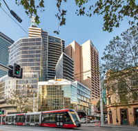 Meriton Suites Campbell Street - Accommodation QLD