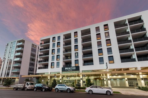 Meriton Suites Sydney Airport - Accommodation QLD 1