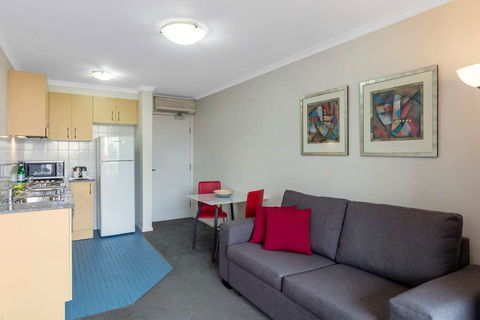 Nesuto Chippendale Sydney Apt Hotel - Accommodation QLD 7
