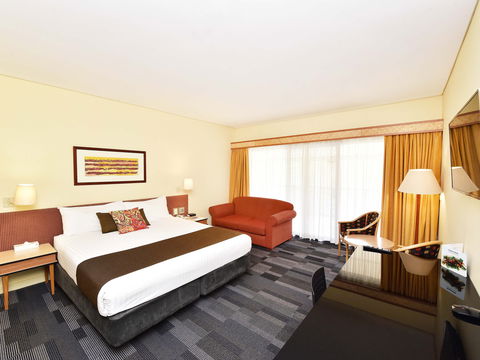 Mercure Alice Springs Resort - Accommodation QLD 8