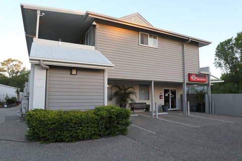 Route 66 Motor Inn - Accommodation QLD 6