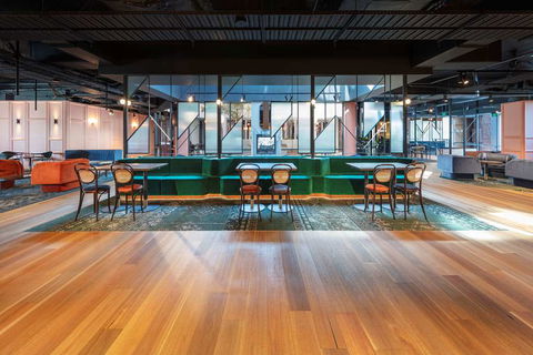 Amora Hotel Riverwalk Melbourne - Accommodation QLD 5
