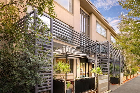 Birches Serviced Apartments - Accommodation QLD 1