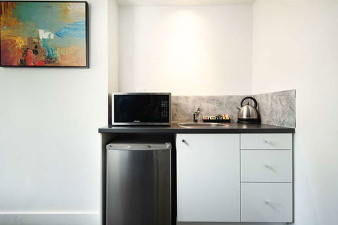 Comfort Hotel East Melbourne - Accommodation QLD 13