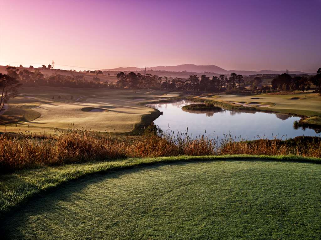 Christmas Hills VIC Accommodation QLD