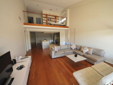 Mantra Nelson Bay - Accommodation QLD 2