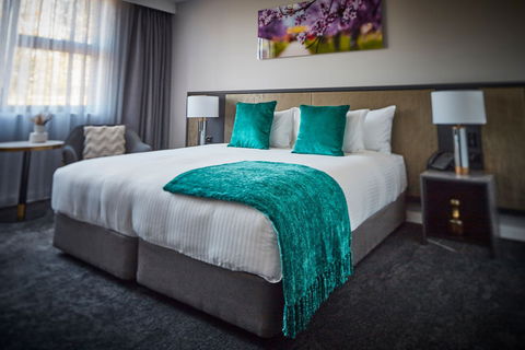 The Remington Orange - Accommodation QLD 2