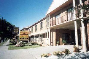 Holbrook Town Centre Motor Inn - Accommodation QLD 0