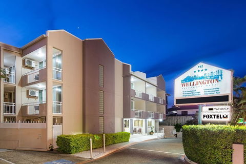 Wellington Apartment Hotel - Accommodation QLD 0