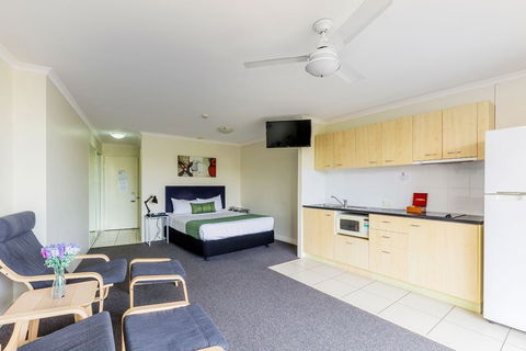 Wellington Apartment Hotel - Accommodation QLD 1