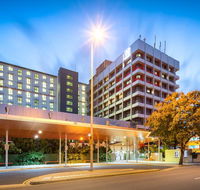 H on Smith Hotel - Accommodation QLD