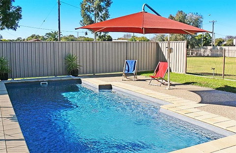 Settlement Motor Inn - Accommodation QLD 2