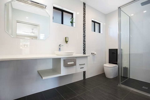 Comfort Inn May Park - Accommodation QLD 2