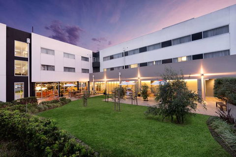 Atura Dandenong - Accommodation QLD 1