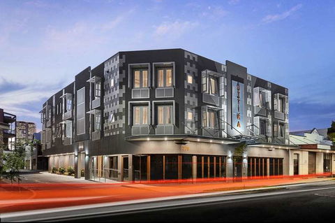 Attika Hotel - Accommodation QLD 0