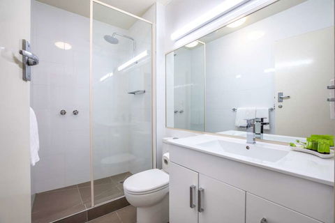 Nightcap At Shoppingtown Hotel - Accommodation QLD 2
