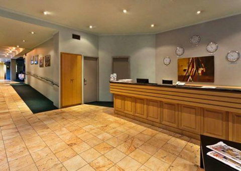 Quality Hotel Manor - Accommodation QLD 1