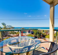 Aqualuna Beach Resort - Accommodation QLD