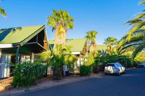 Desert Palms Alice Springs - Accommodation QLD 0