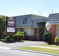Sunrise Motor Inn - Accommodation QLD