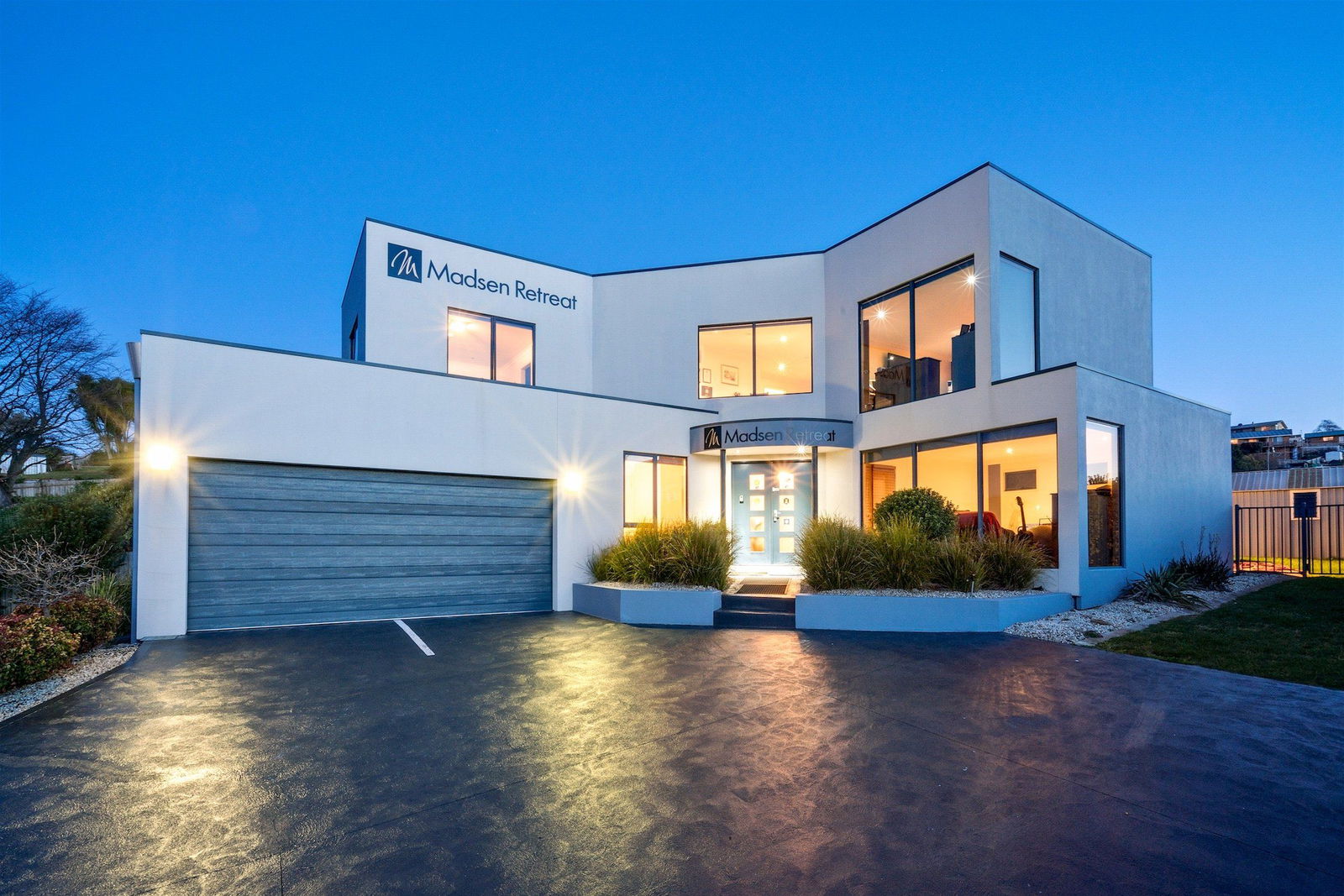 Camena TAS Accommodation QLD