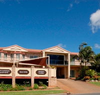 Highlander Motor Inn - Accommodation QLD