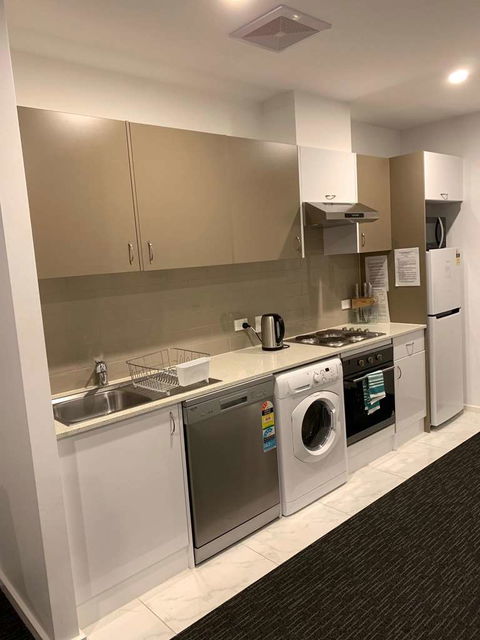 Adelaide Dress Circle Apartments - Accommodation QLD 2