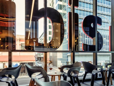 Ibis Adelaide - Accommodation QLD 1