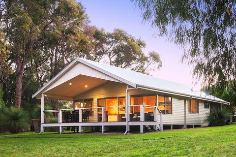 Acacia Chalets Margaret River - Accommodation QLD 0